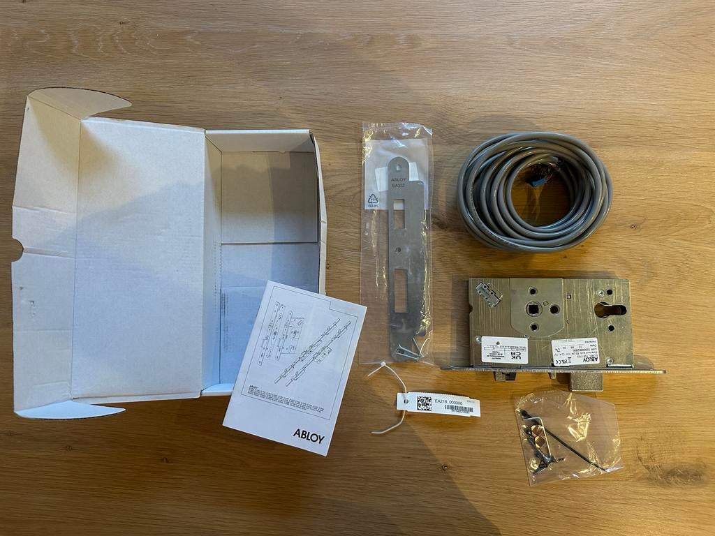 ASSA ABLOY EL561 Solenoïde Elektrisch Slot (65/24), Ophalen of Verzenden, Nieuw, Rvs, Slot