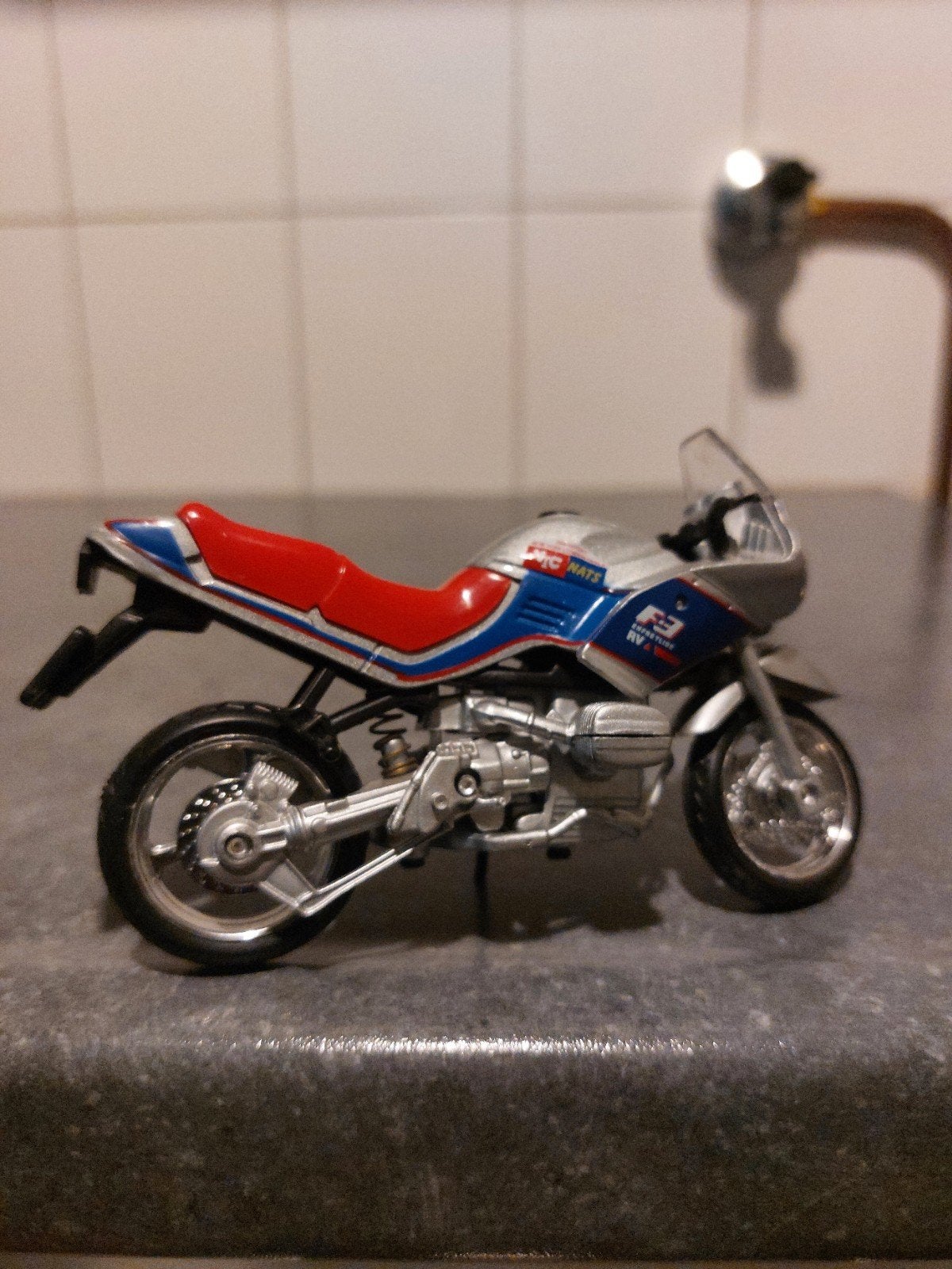 BMW Modelmotorfiets - Gedetailleerd schaalmodel, Overige merken, 1:50 of kleiner, Overige typen, Ophalen of Verzenden
