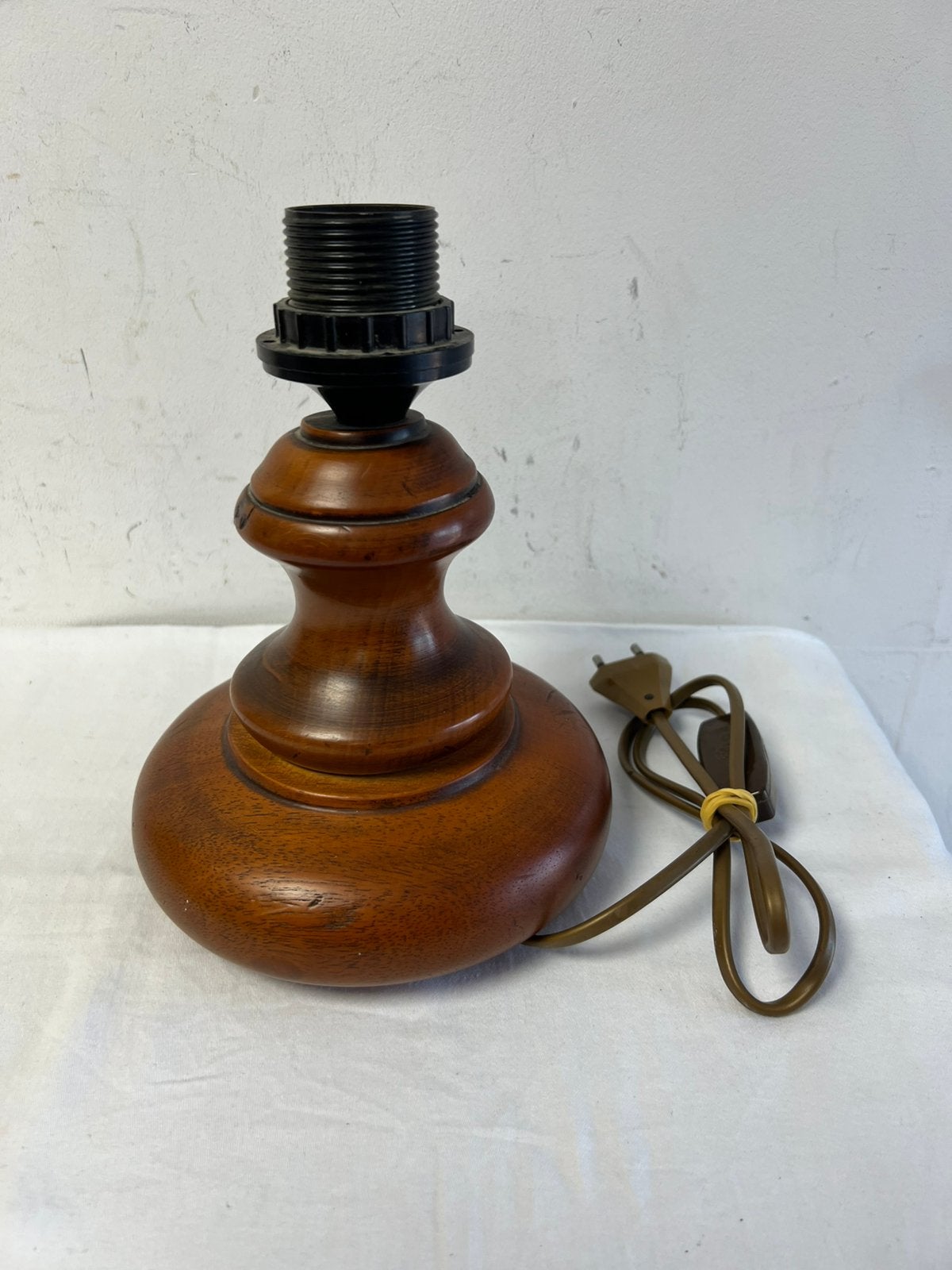 Te Koop : Donker Eiken Lampenvoet Poot Hout Lamp, Ophalen of Verzenden, Gebruikt, Hout, Minder dan 50 cm