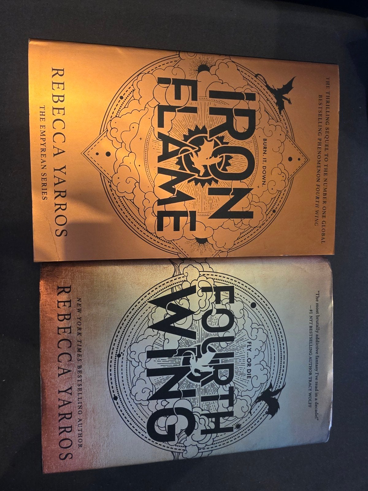 The Fourth Wing & Iron Flame - Rebecca Yarros, Ophalen of Verzenden, Zo goed als nieuw, Rebecca Yarros