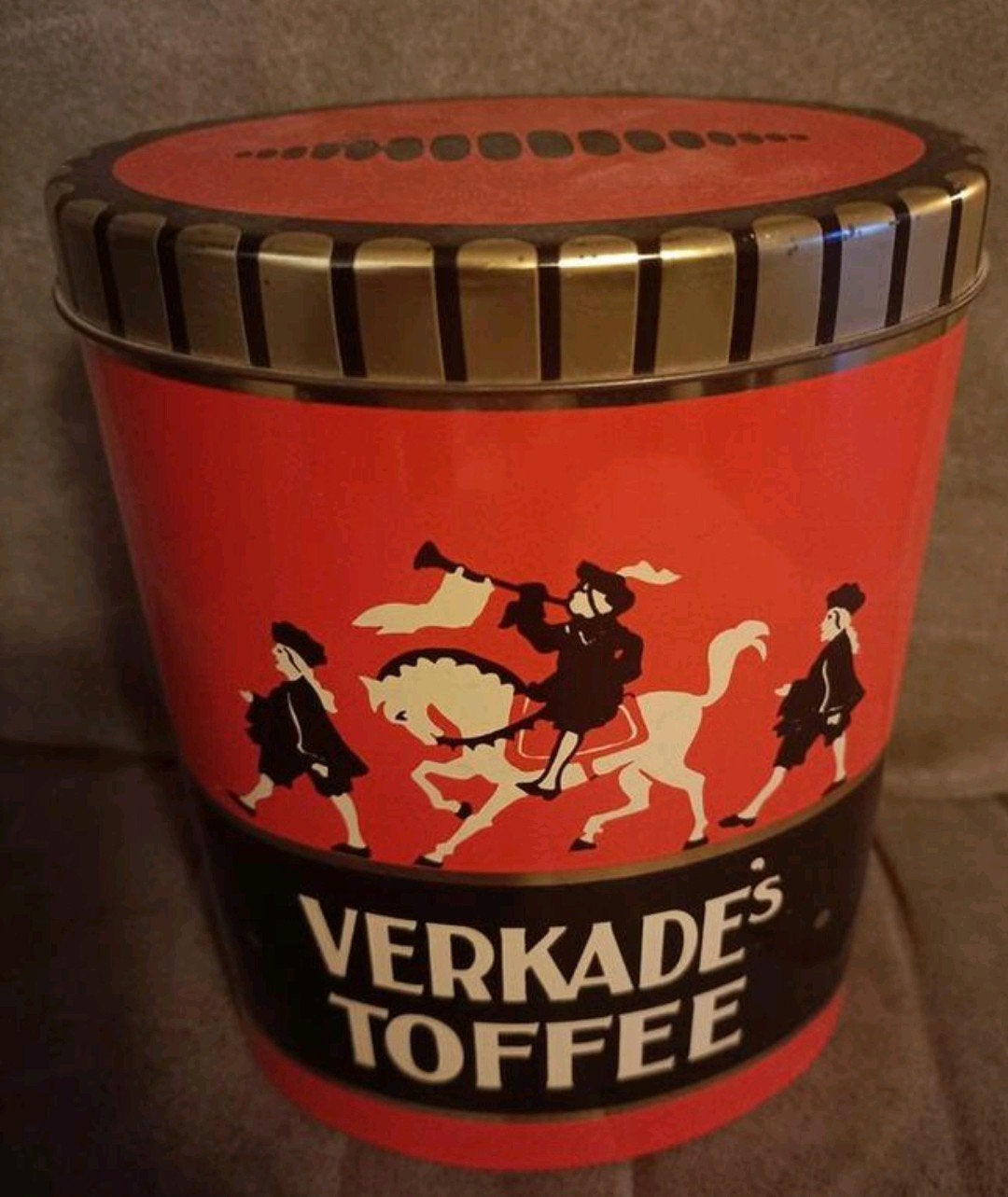 Vintage Verkade Toffee Blik - Rood met Ridders, Verzamelen, Ophalen of Verzenden
