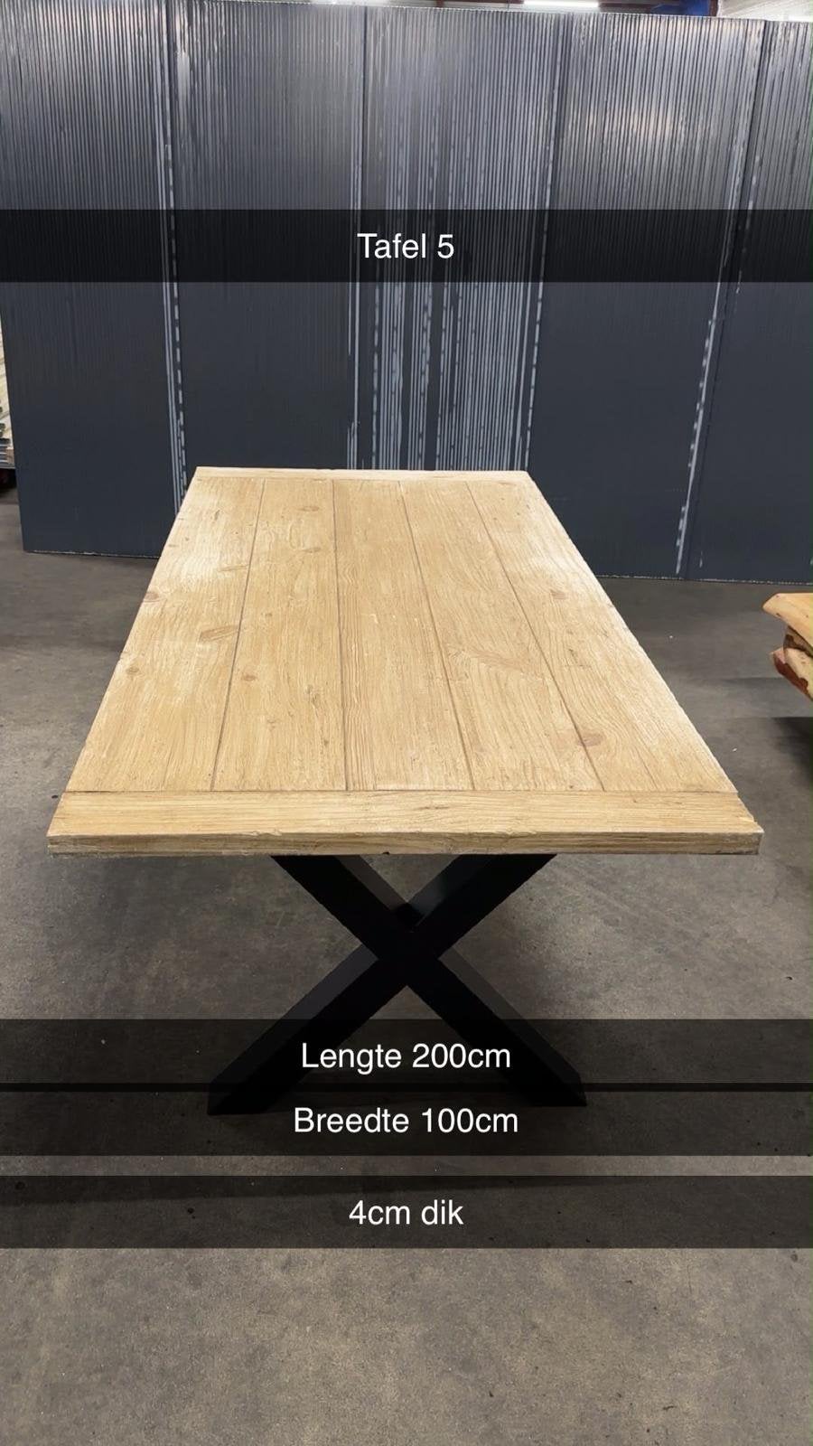 Eettafels met nieuwe poten 195-200cm 5 keuze poten