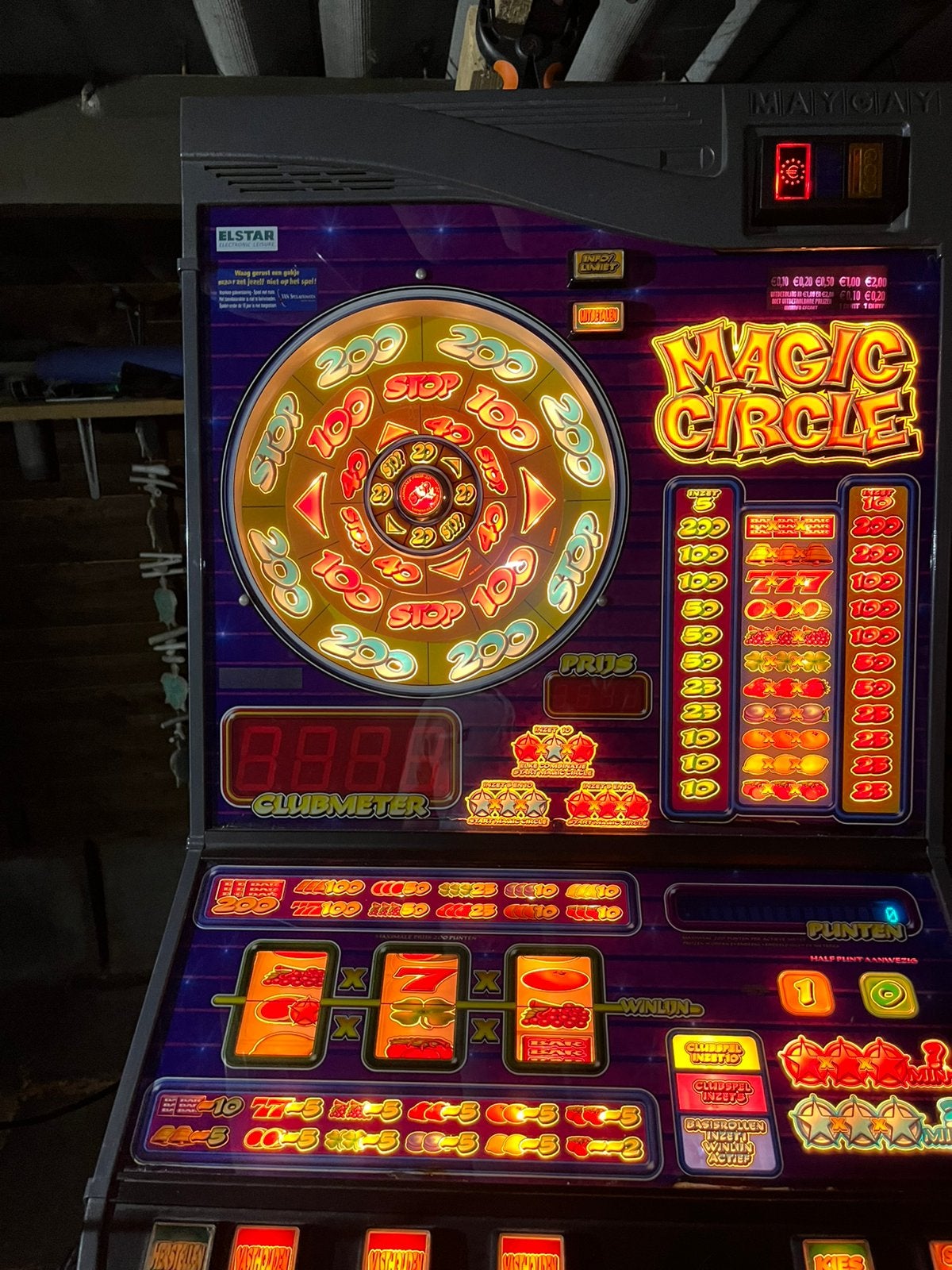 Magic Circle Gokkast, Euro, Ophalen, Gebruikt, Met sleutels