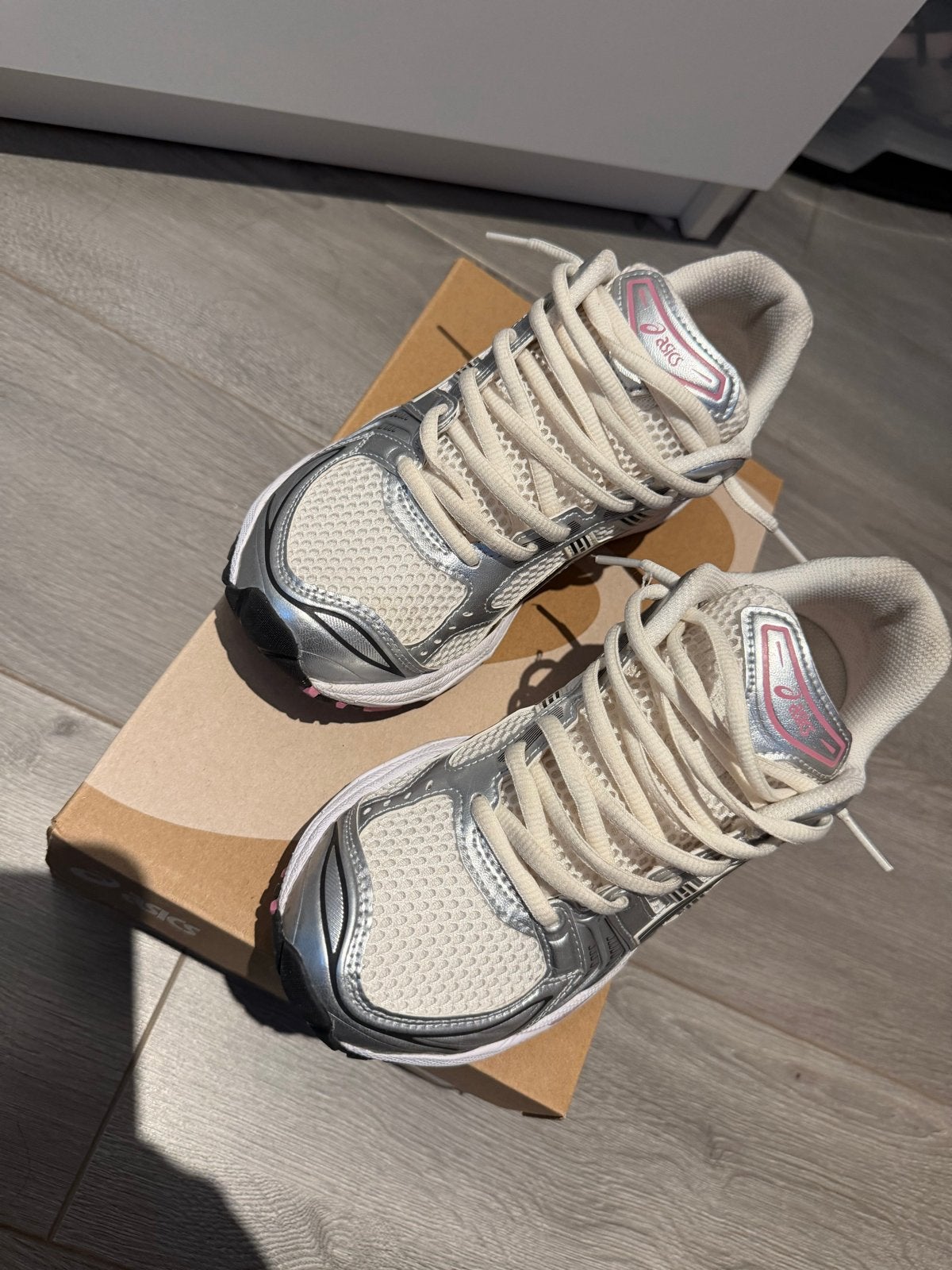 ASICS GEL-KAYANO 14 Sneakers - Crème/Sweet Pink, Kleding | Dames, Schoenen, Ophalen of Verzenden, Nieuw, Overige kleuren, Sneakers of Gympen