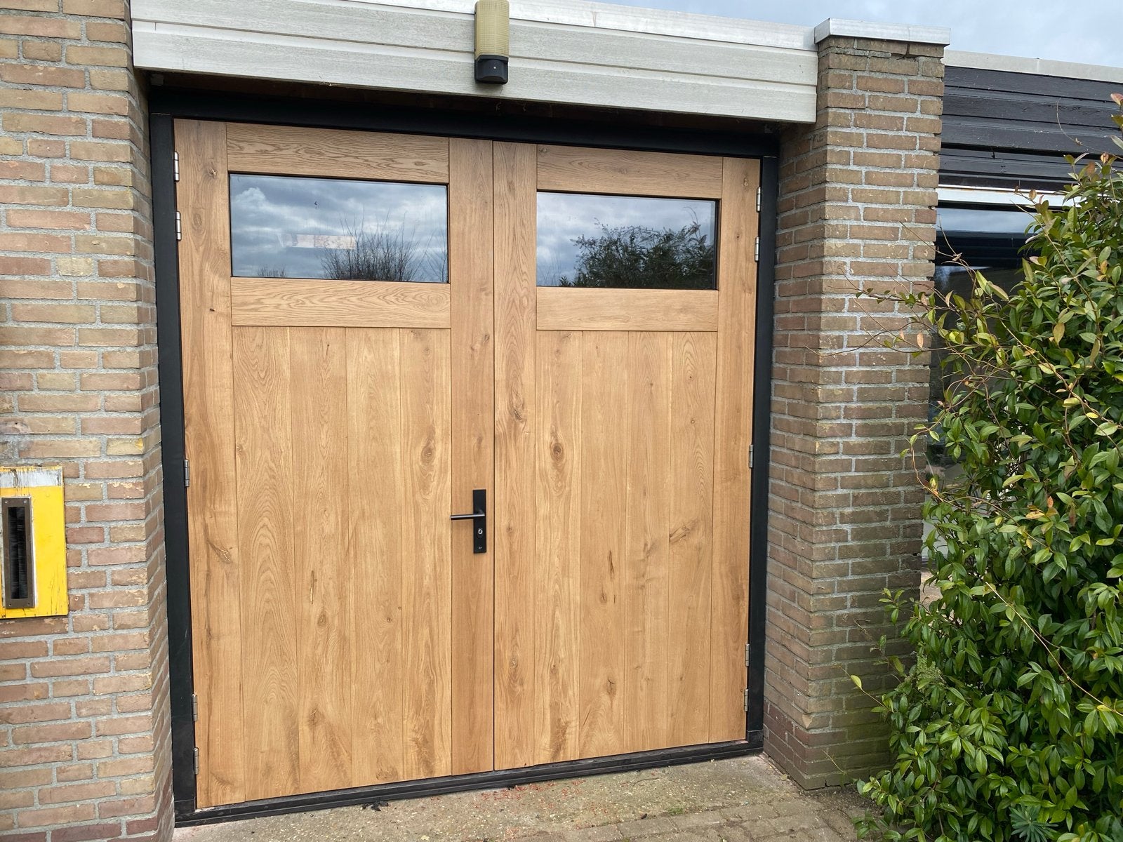 Houten Garagedeur met Glas, Ophalen of Verzenden, Gebruikt