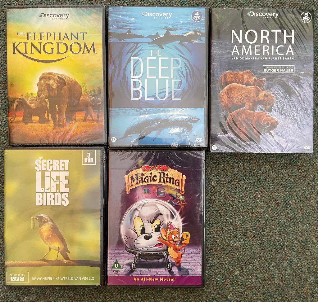 Gratis: DVD dieren, Tom & Jerry, geschiedenis Koningshuis, Ophalen, Alle leeftijden, Nieuw in verpakking, Boxset