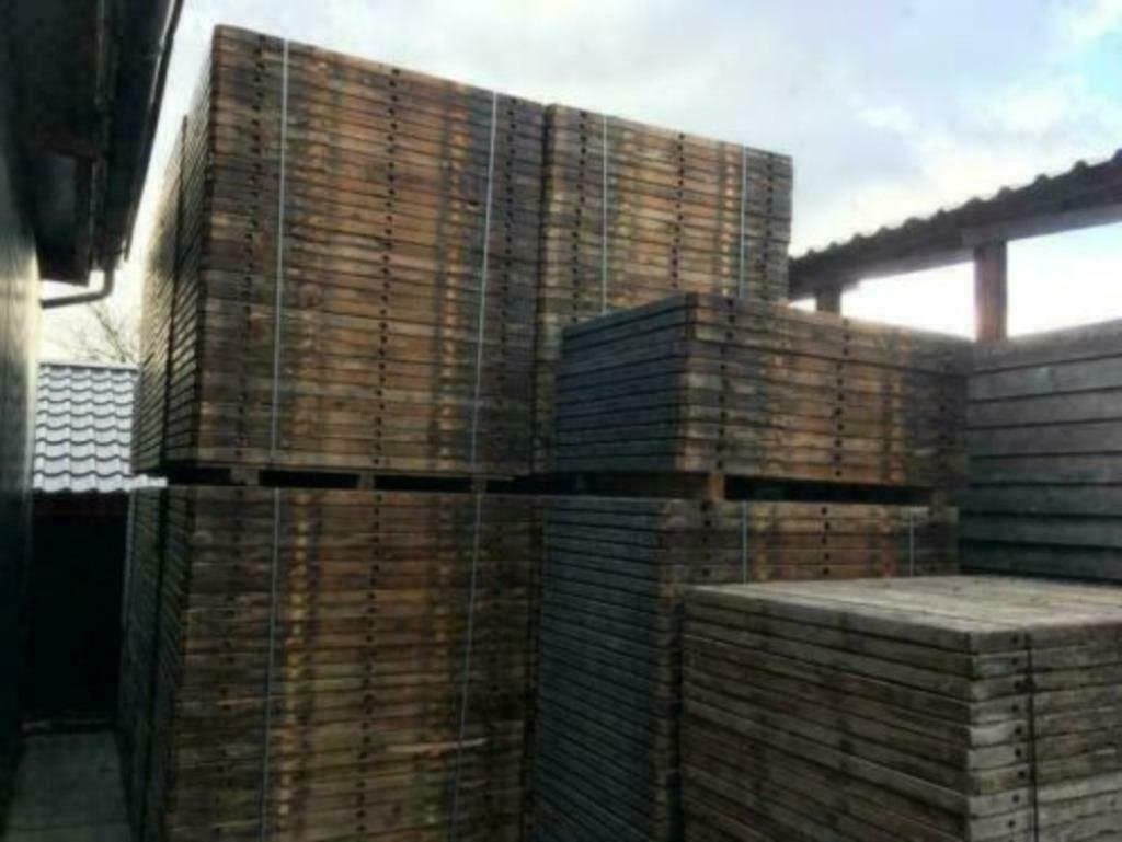 Zeer Gave steenschotten van 50mm dik , 0,98 x 1m40 van hout, Tuin en Terras, Ophalen of Verzenden, Gebruikt, Minder dan 180 cm