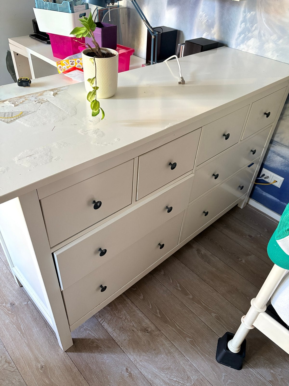 Gratis af te halen Witte ladekast met 7 laden - Gebruikt, Ophalen, Gebruikt, 5 laden of meer, 100 tot 150 cm
