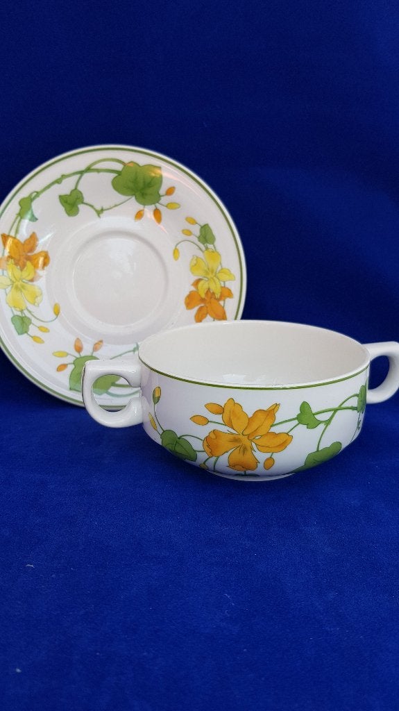 Villeroy en Boch Capuchina soepkom op schotel. 6B3, Tweedehands verkoop, Tweedehands verkoop, Gebruikt, Verzenden