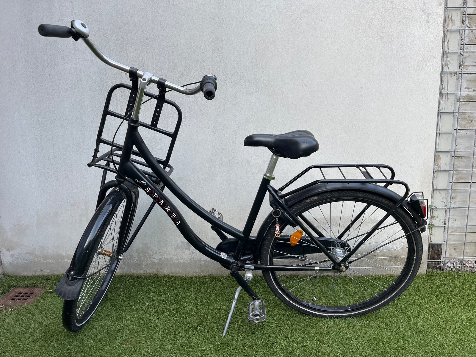 Sparta Young meisjesfiets 26inch met voordrager - Zwart, Terugtraprem, Gebruikt, Versnellingen, Ophalen