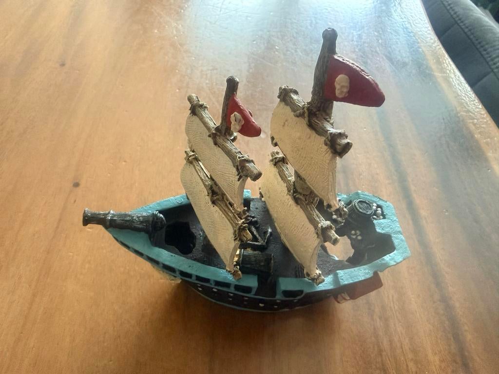 Aquarium decoratie zeilschip, Ophalen of Verzenden, Zo goed als nieuw, Aquariummeubel, Overige merken