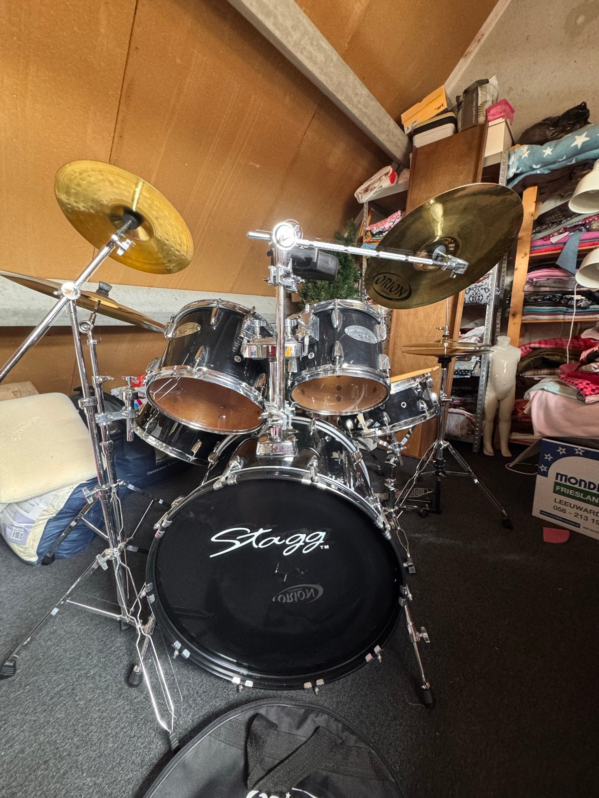 Stagg drumstel - perfecte staat, compleet met bekkens, Muziek en Instrumenten, Drumstellen en Slagwerk, Ophalen, Zo goed als nieuw