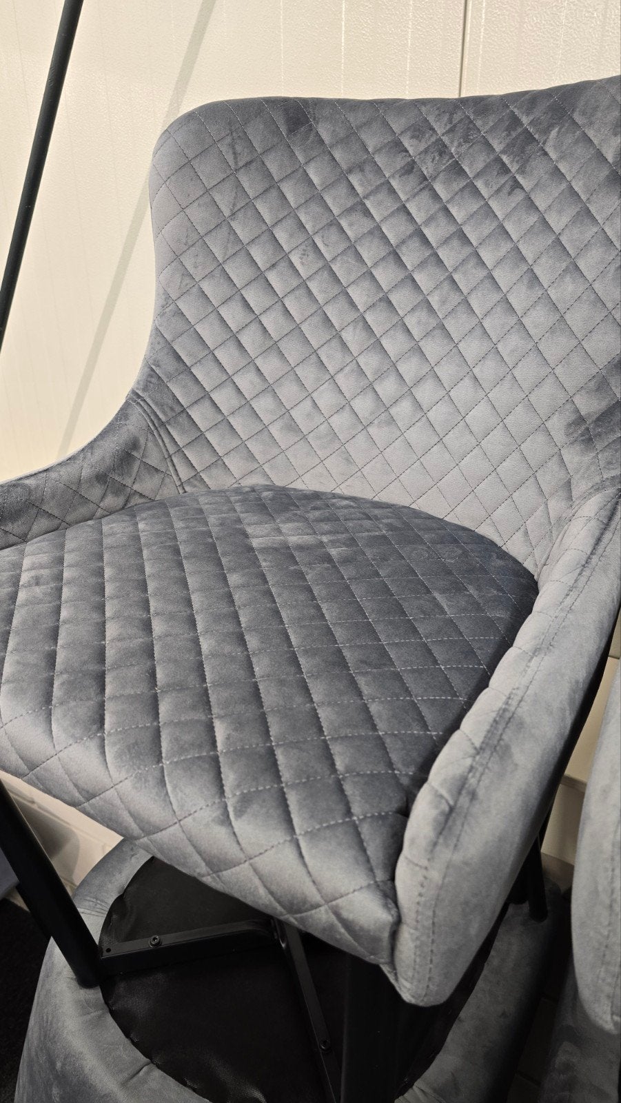 Partij van 64 nieuwe stoelen - Diverse kleuren en stijlen, Ophalen, Overige kleuren, ., Nieuw