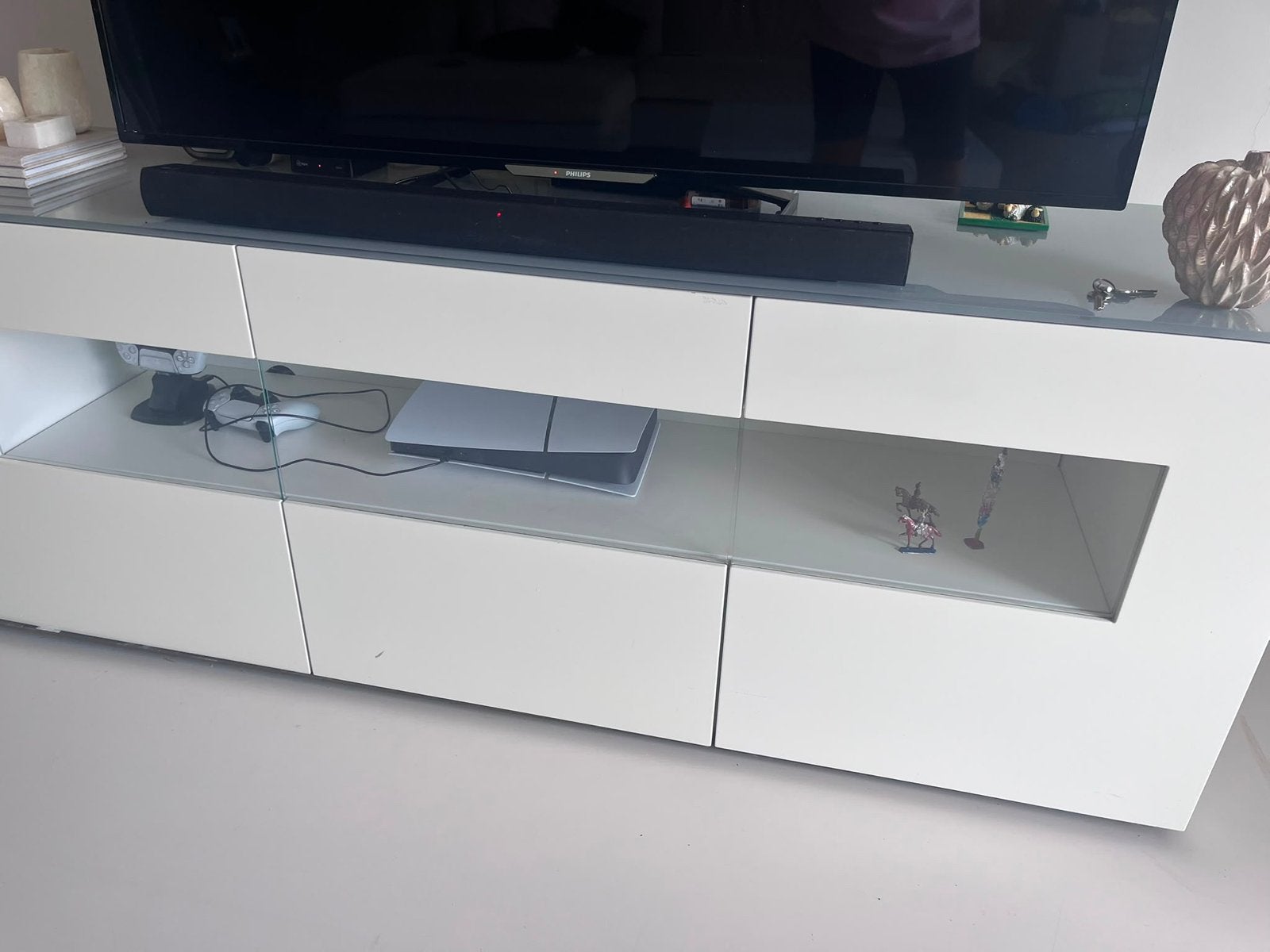 Karat Design TV-meubel - Hoogglans wit met glazen blad, Ophalen, Gebruikt, Glas, 200 cm of meer