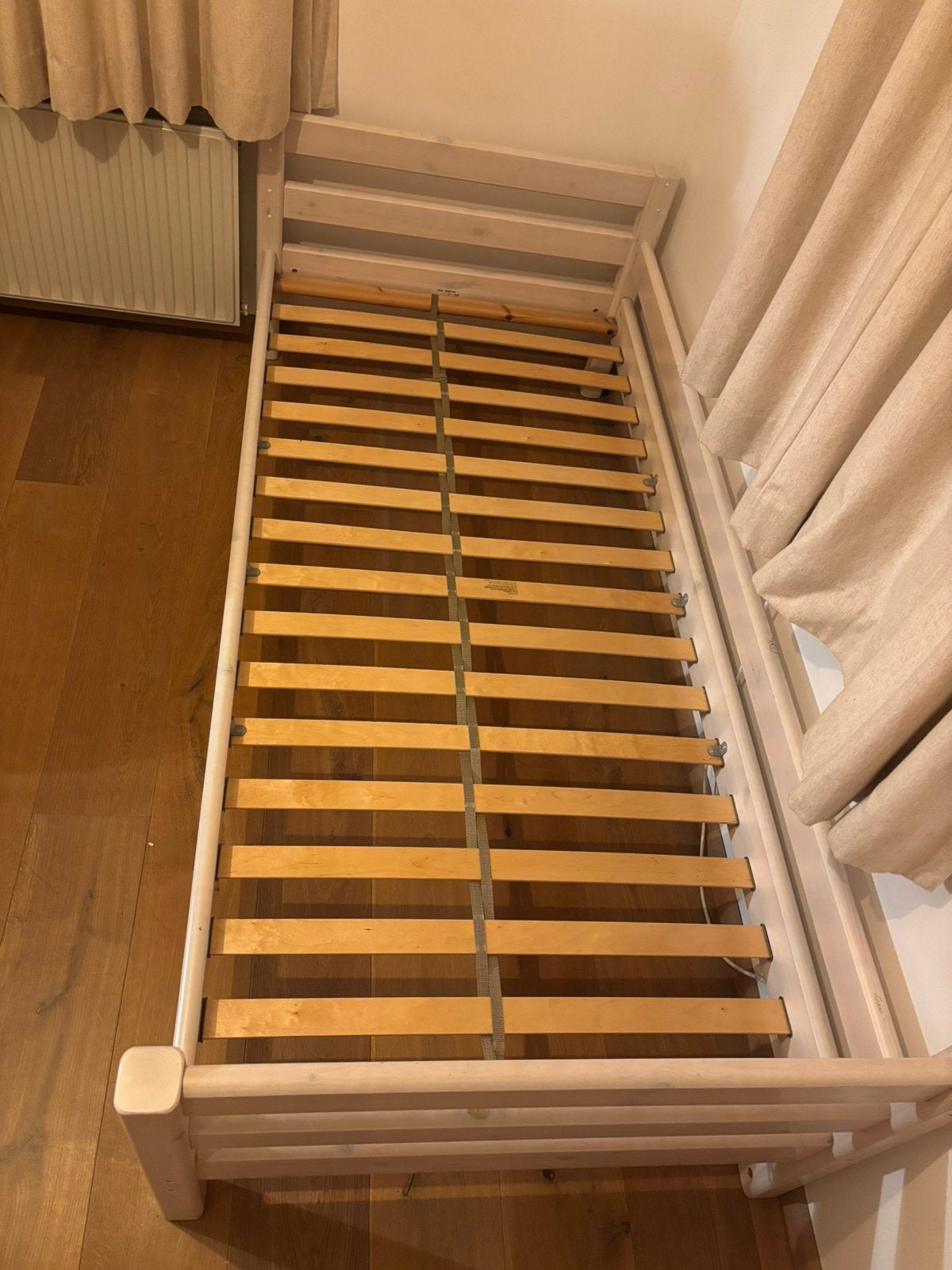 2 Flexa Bedden white wash + Lattenbodem, Ophalen, Gebruikt, 90 cm, Eenpersoons
