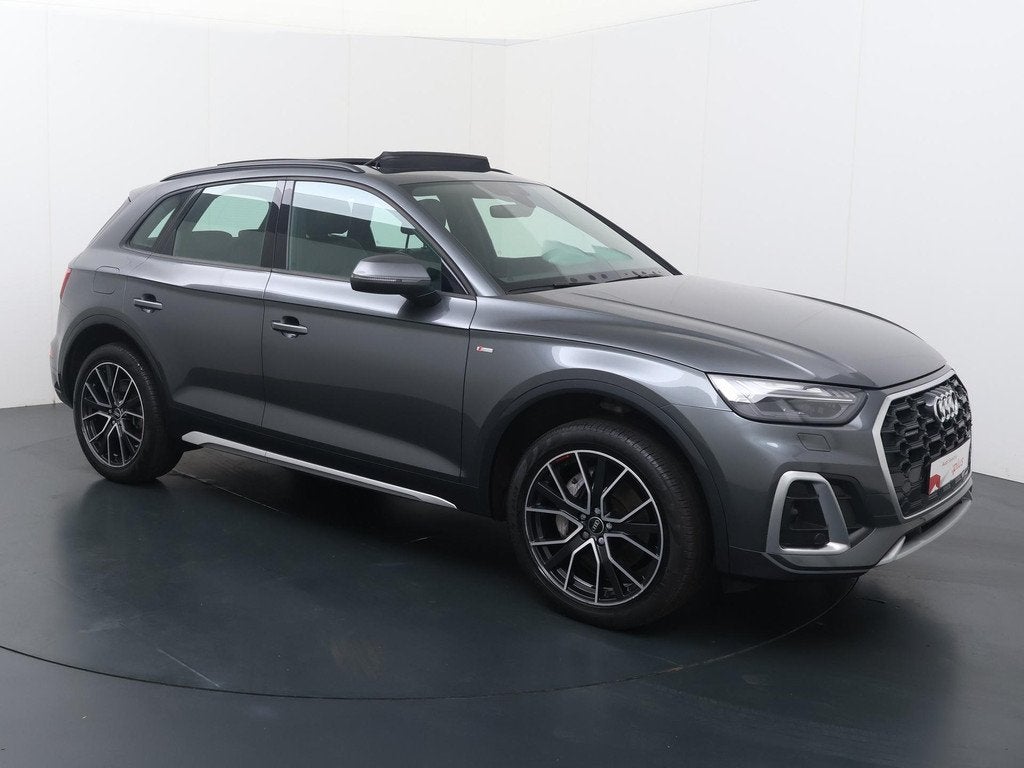 Audi Q5 50 TFSI e S edition Competition | 299 PK | SoH 89% |, Auto's, Audi, 14 kWh, Gebruikt, 4 cilinders, Bedrijf