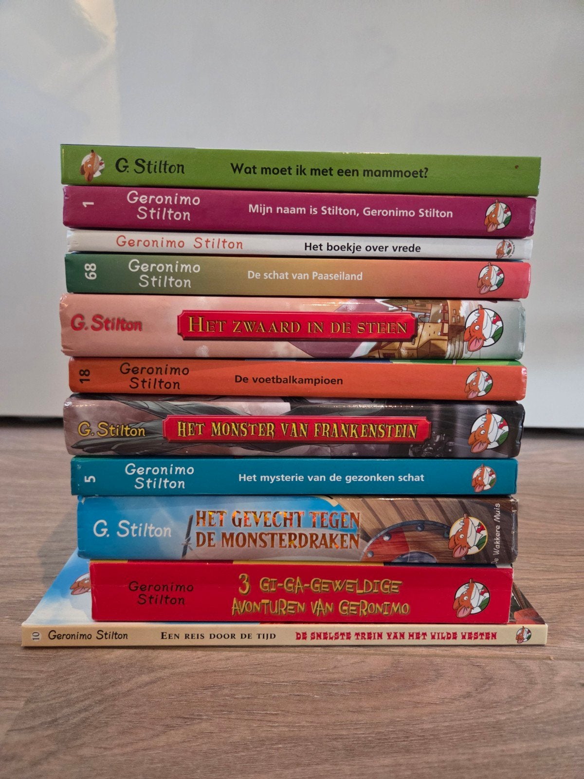 Geronimo Stilton boeken - Set van 10 stuks, Ophalen of Verzenden, Gelezen, Geronimo Stilton, Fictie algemeen