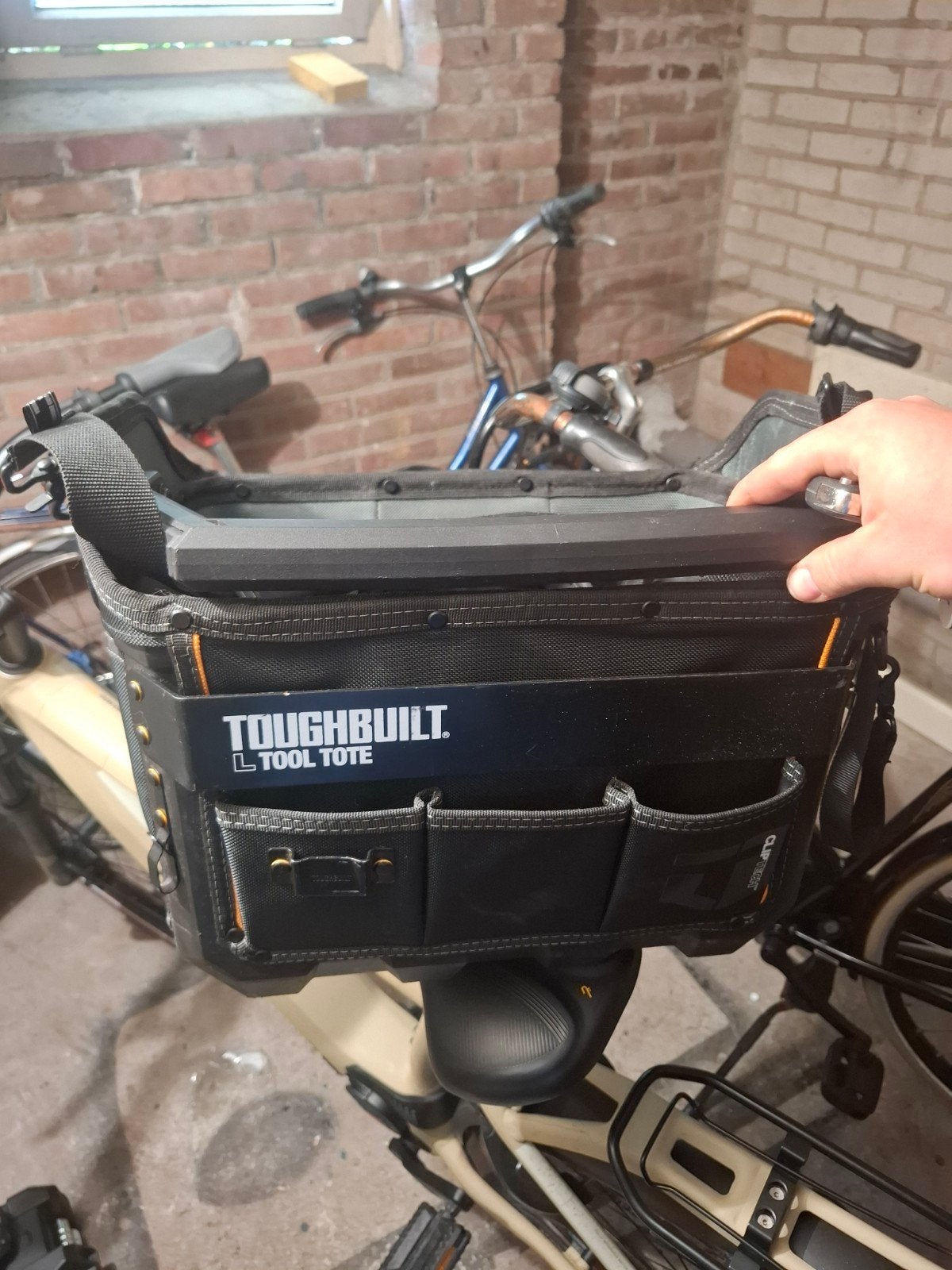 ToughBuilt Hard Body installateurstas + Schouderband, Ophalen of Verzenden, Zo goed als nieuw