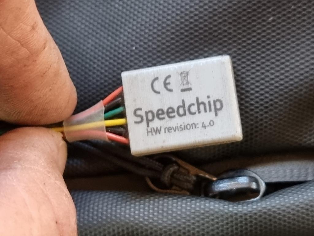 Speedchip E-bike Tuning Bosch 25/35 km/u Plug & Play, Elektrische fiets, Gebruikt, Overige typen, Kunststof