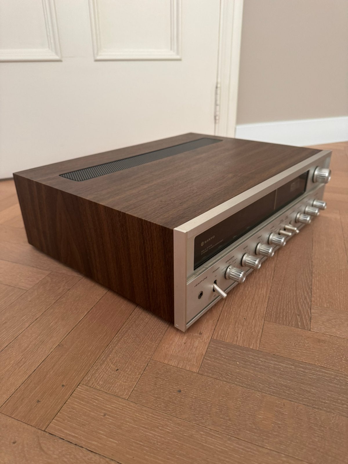 Sanyo radio/versterker !!, Ophalen of Verzenden, Zo goed als nieuw, Overige merken