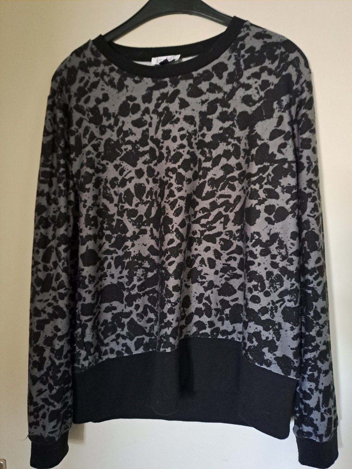 True Spirit sweater met print, maat L ZGAN, Meerkleurig, Maat 42/44 (L), Ophalen of Verzenden, True Spirit