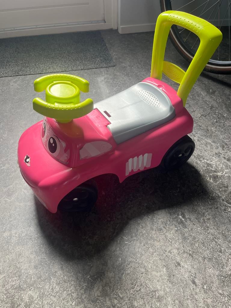 Roze Smoby loopauto met duwstang, Kinderen en Baby's, Speelgoed | Buiten | Voertuigen en Loopfietsen, Ophalen, Zo goed als nieuw