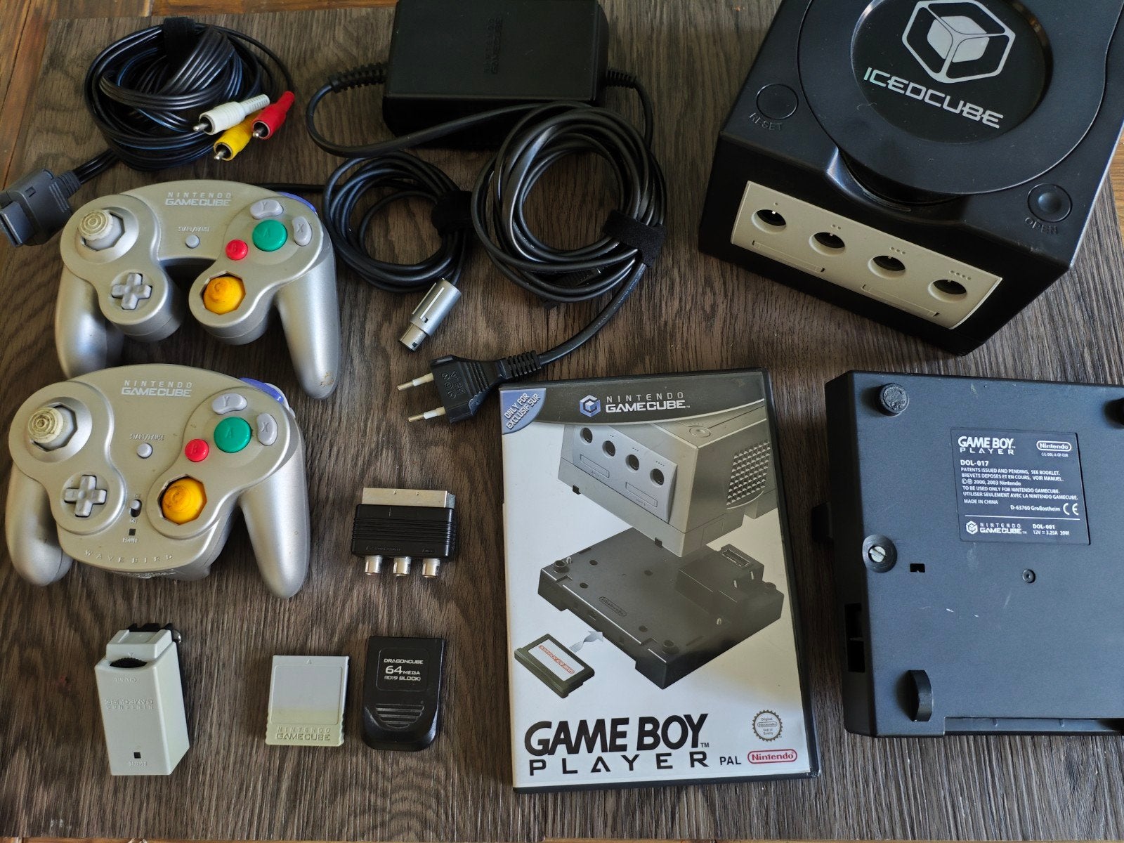 F10 Gamecube Set Gameboy Docking Wireless Controller, Spelcomputers en Games, Ophalen of Verzenden