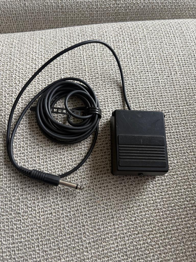 Roland DP-2 Demper Sustain Pedaal voor Keyboards/Piano's, Ophalen of Verzenden, Gebruikt