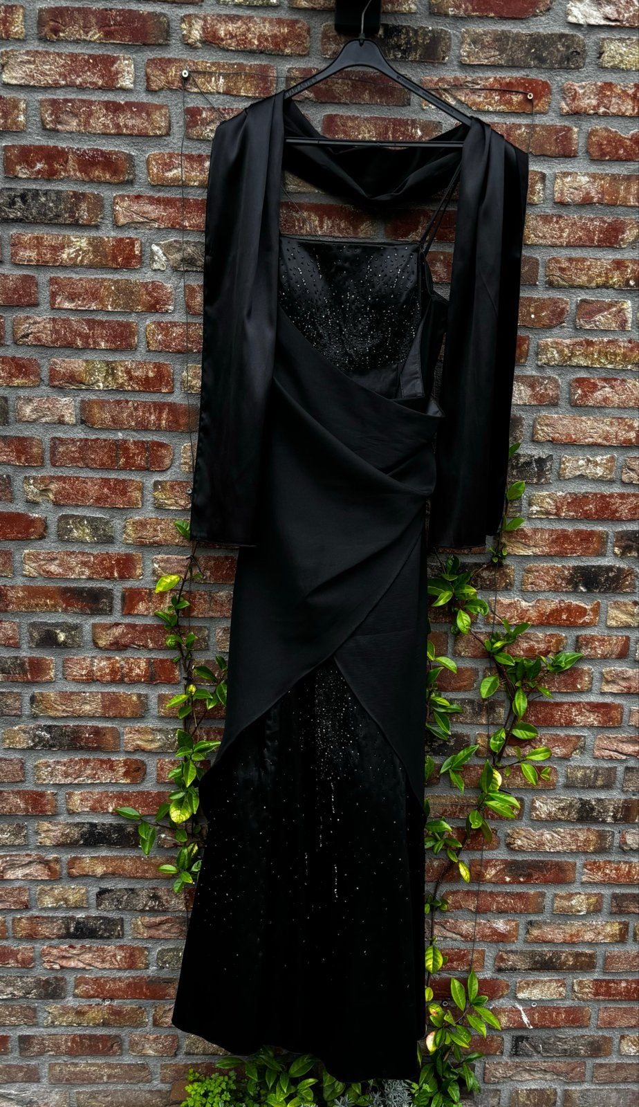 Elegante Zwarte Galajurk met Stola - Maat l, Kleding | Dames, Galajurk, Zwart, Zo goed als nieuw, Ophalen