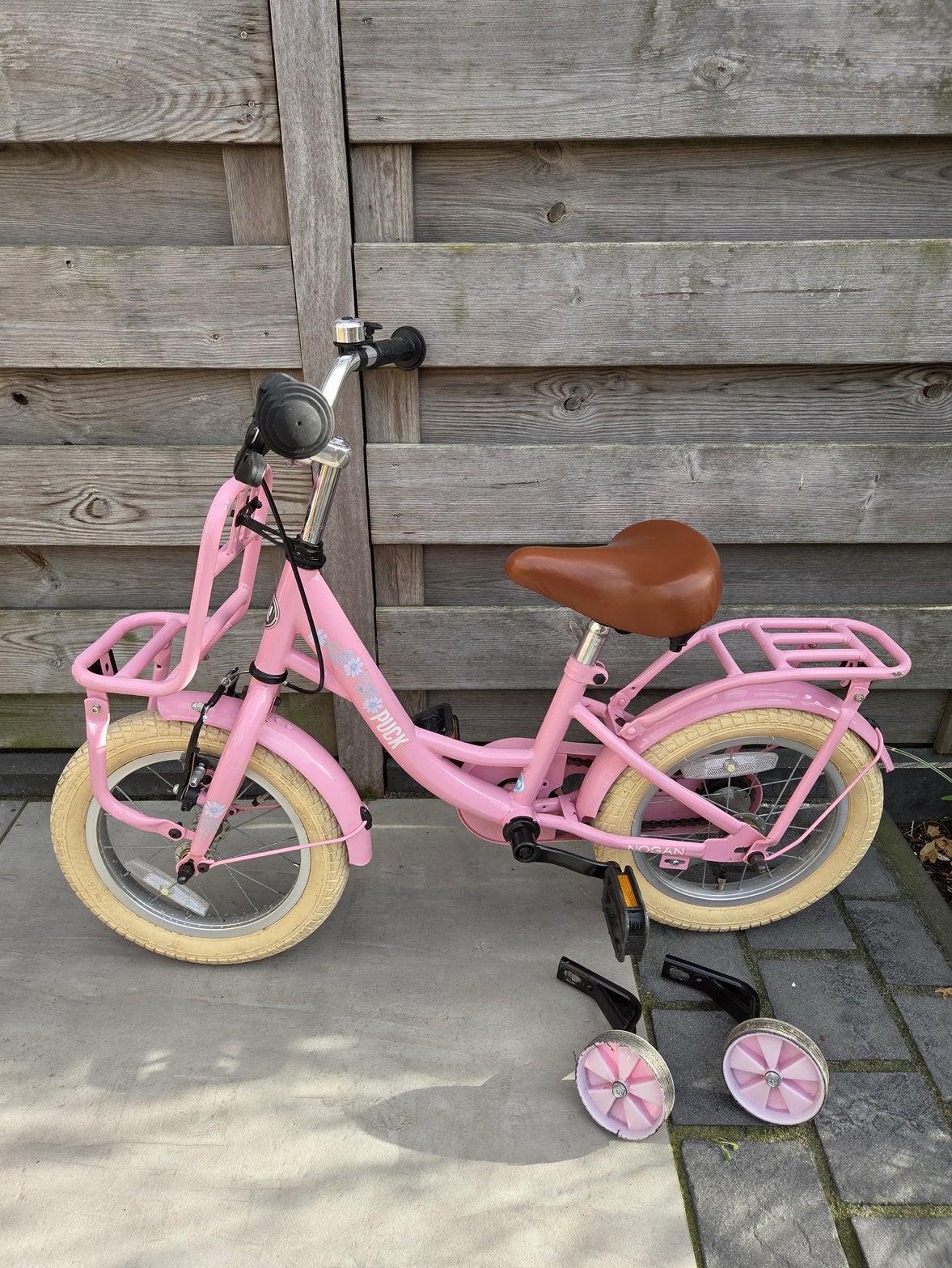 Roze Nogan kinderfiets met zijwieltjes 14 inch, Fietsen en Brommers, Ophalen, Terugtraprem, Zijwieltjes, Gebruikt