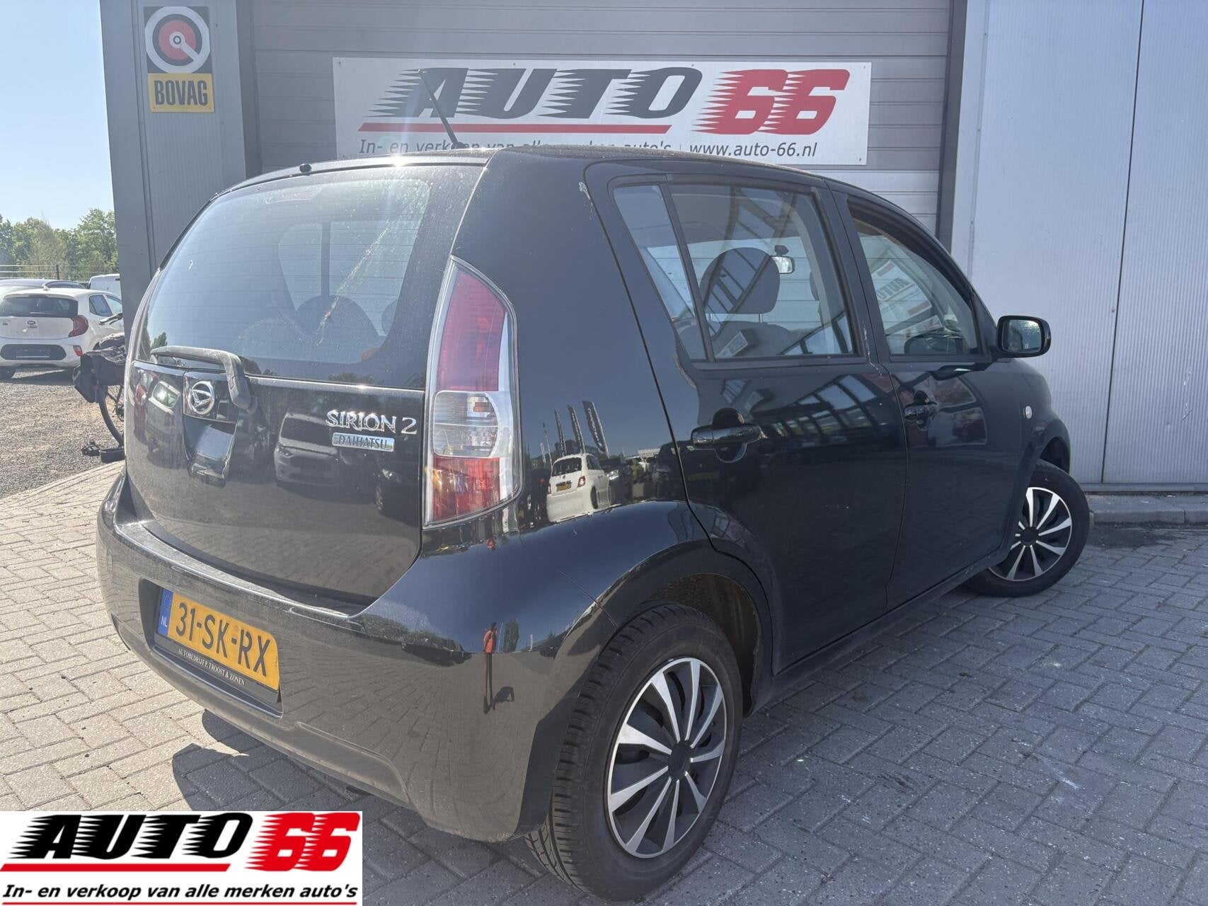 Daihatsu Sirion 2 1.0-12V Trend APK tot 08-2027, Auto's, Daihatsu, Voorwielaandrijving, Metallic lak, Stof, Gebruikt