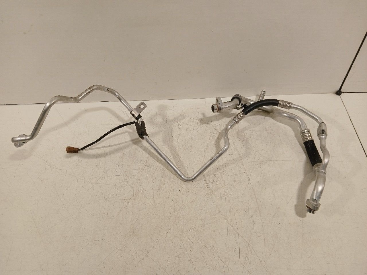 Airco leiding Renault Scenic, Onderdelen@venauto.nl, Van der Ven Autorecycling B.V., Gebruikt, Ettenseweg 76, 4706 PB Roosendaal, The Netherlands