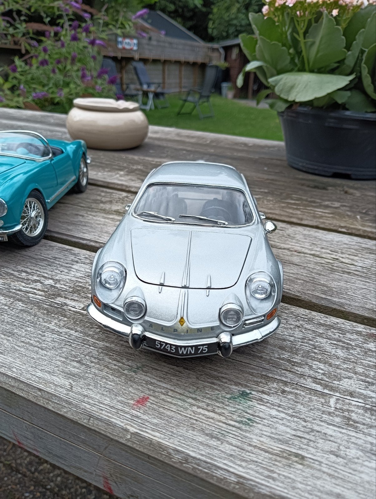 5 auto,s 1:18 revell ,tonka, maisto ,burago, Ophalen, Zo goed als nieuw, Bburago