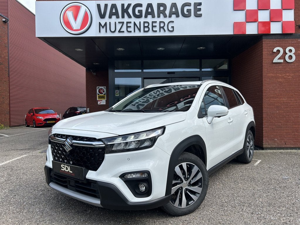 Suzuki S-Cross 1.5 Hybrid Style // FULL LED // PANO/SCHUIFKA, Auto's, Suzuki, Gebruikt, Zwart, 4 cilinders, Wit