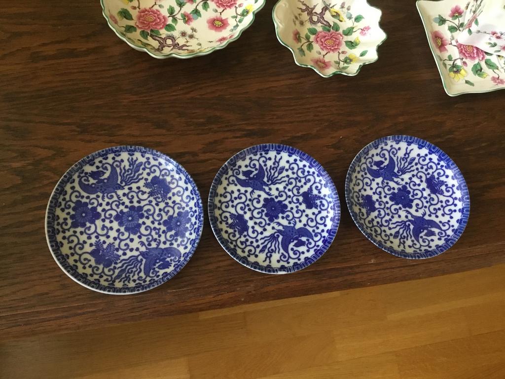 Bordjes 3 x, Antiek en Kunst, Ophalen of Verzenden