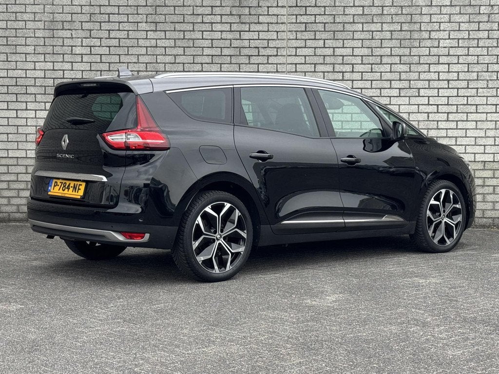 Renault Grand Scénic 1.3 TCe Intens 7p. | Achteruitrijcamer, Auto's, Renault, 15 km/l, 4 cilinders, Met garantie (alle), Zwart