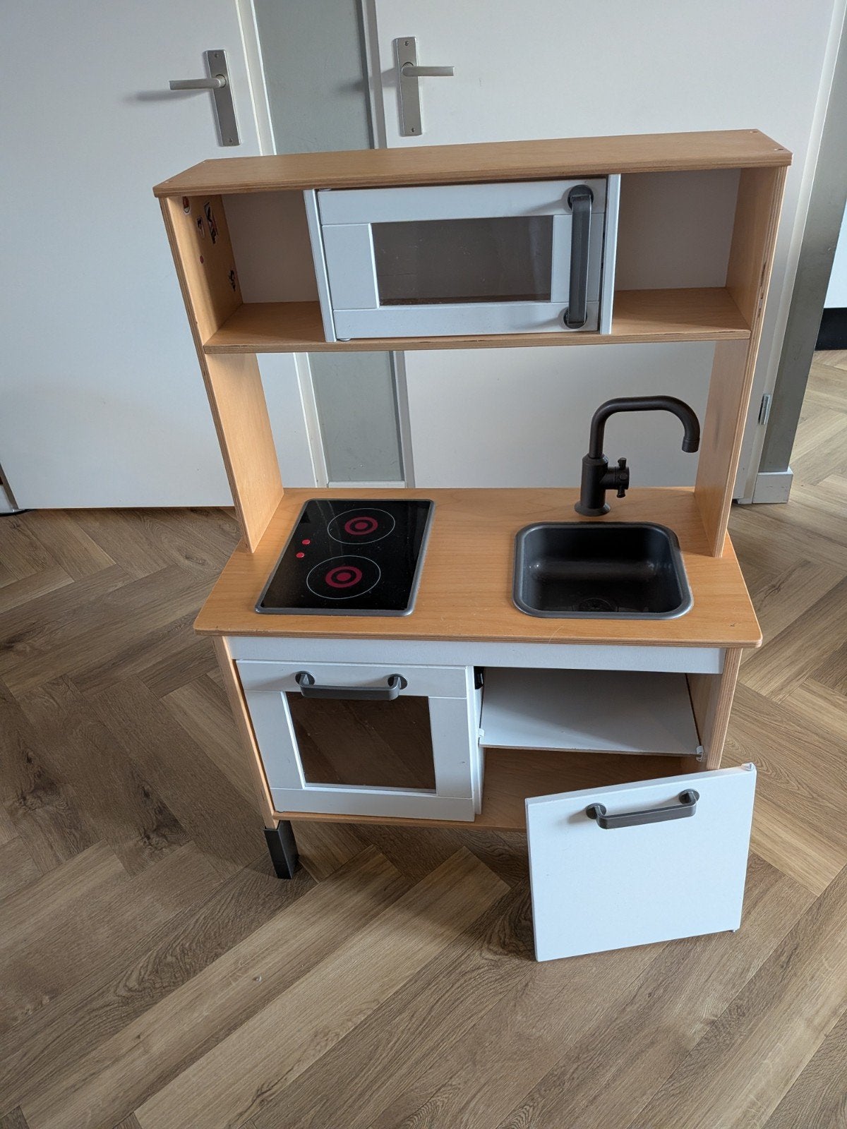 ikea speelkeuken  (gratis), Ophalen, Gebruikt, Hout, Speelkeuken