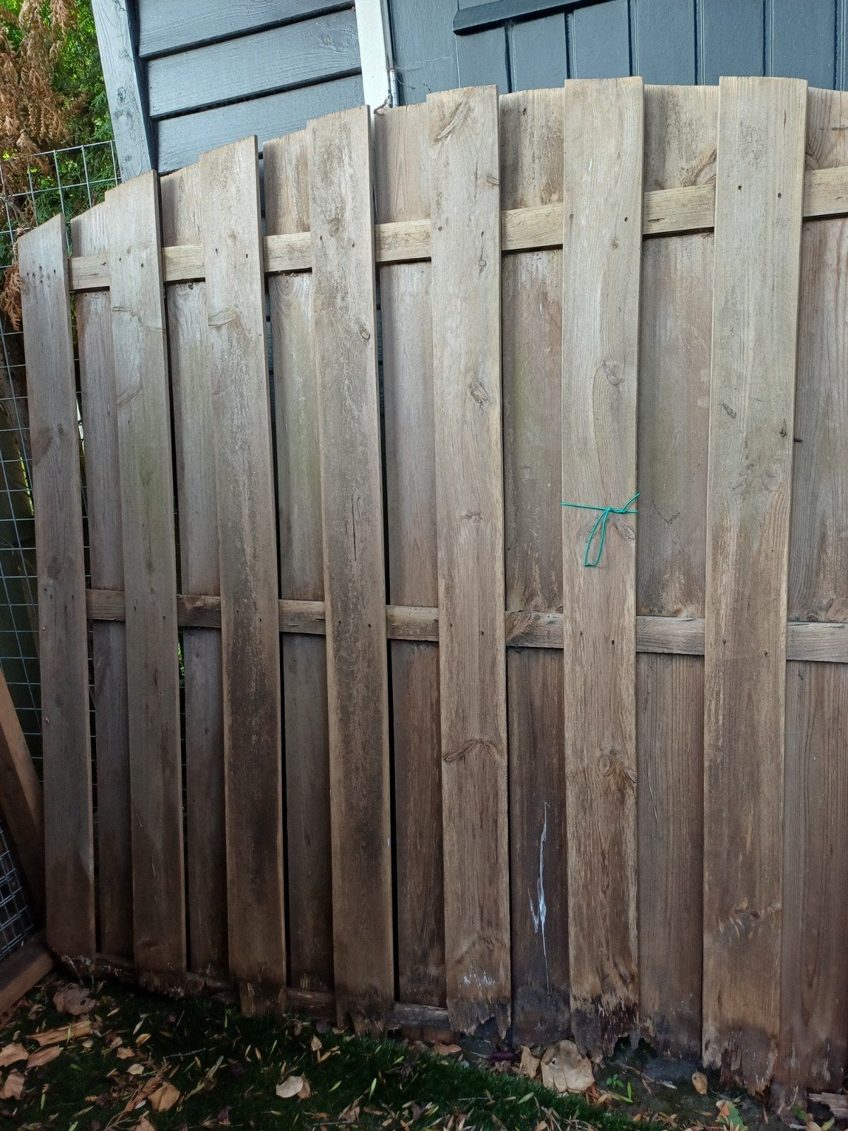 houten schutting deel of brandhout, Tuin en Terras, Schuttingen, Ophalen, Gebruikt, Hout