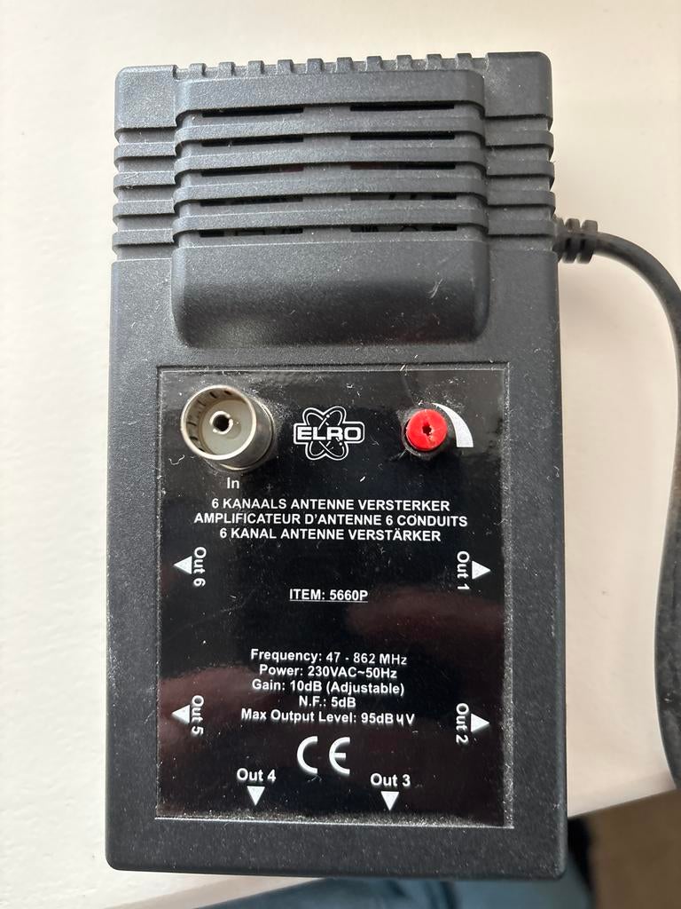 ELRO 6-kanaals Antenne Versterker 5660P, Ophalen of Verzenden, Gebruikt, Toebehoren