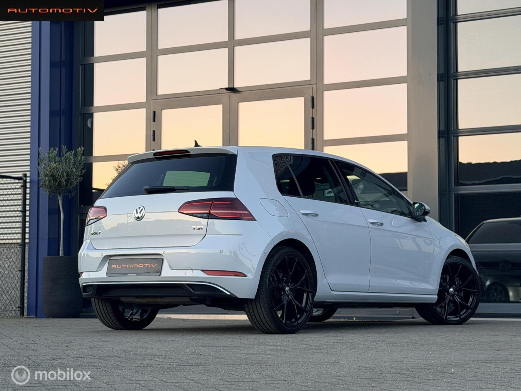 Volkswagen Golf 1.4 TSI Highline DSG / ACC / LED / CARPLAY, Auto's, 125 pk, Gebruikt, Euro 6, 4 cilinders