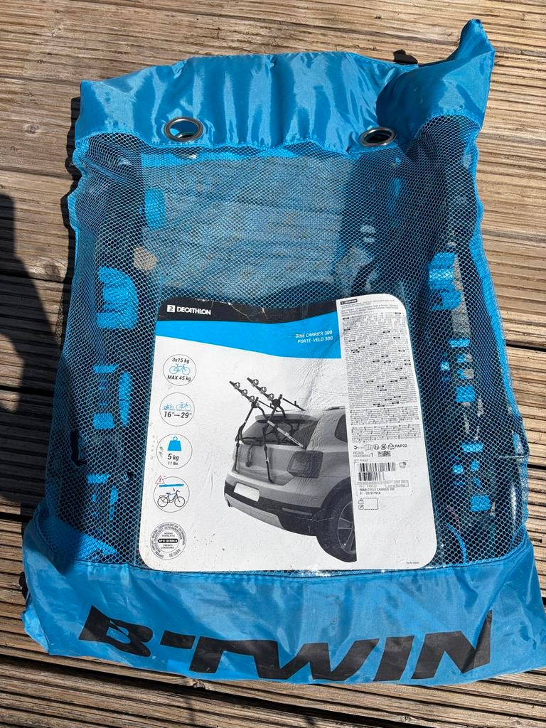 Decathlon BTwin Fietsendrager 300, Ophalen, 3 fietsen of meer, Zo goed als nieuw, Achterklepdrager