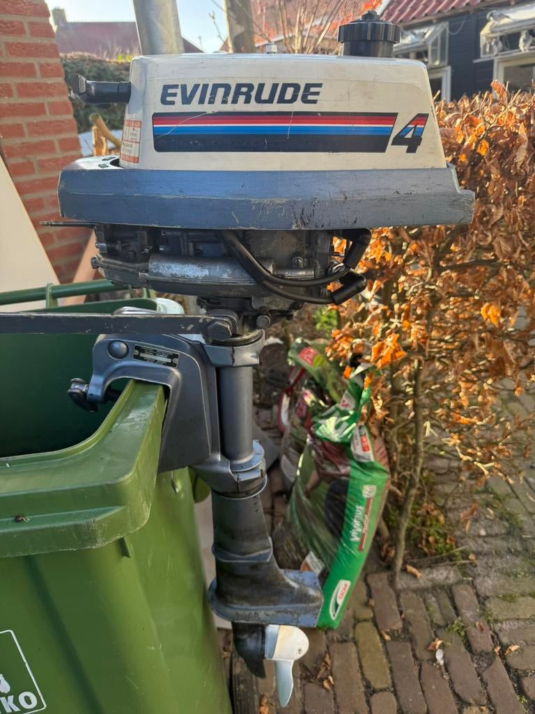 Evinrude 4pk buitenboordmotor (loopt goed), Watersport en Boten, Accessoires en Onderhoud, Ophalen of Verzenden, Zo goed als nieuw