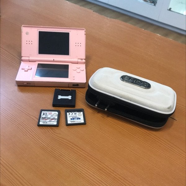 Nintendo DS lite, Spelcomputers en Games, Games | Nintendo DS, Niet ingevuld, Gebruikt, Niet ingevuld, Niet ingevuld
