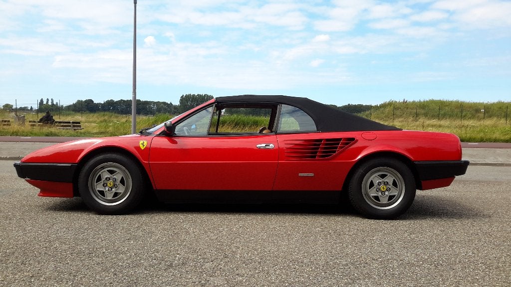 Ferrari Mondial 2.9 Cabriolet 1985 Rood, Auto's, Achterwielaandrijving, Cabriolet, 1498 kg, Leder