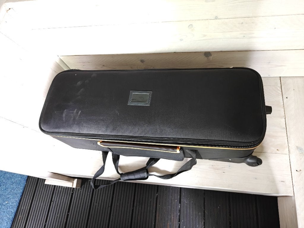 koffer voor  bv  apparatuur 15 euro, Ophalen, Gebruikt