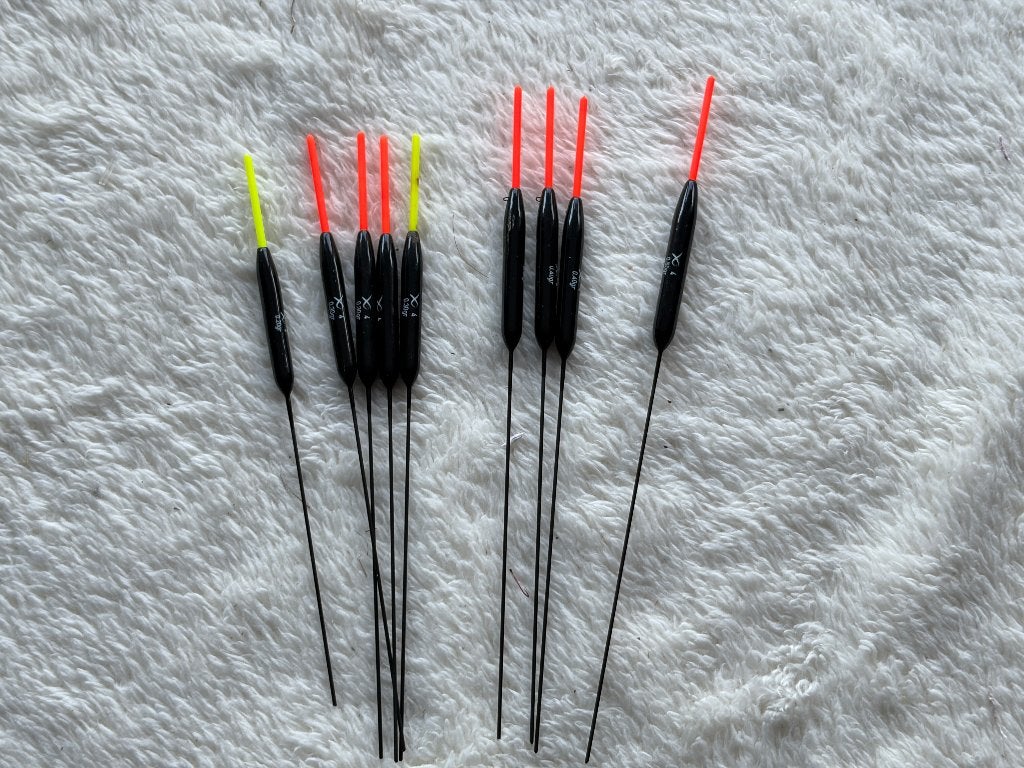 adv 204 / NIEUW set 9 dobbers MATRIX, Ophalen of Verzenden, Nieuw, Dobber of Lood