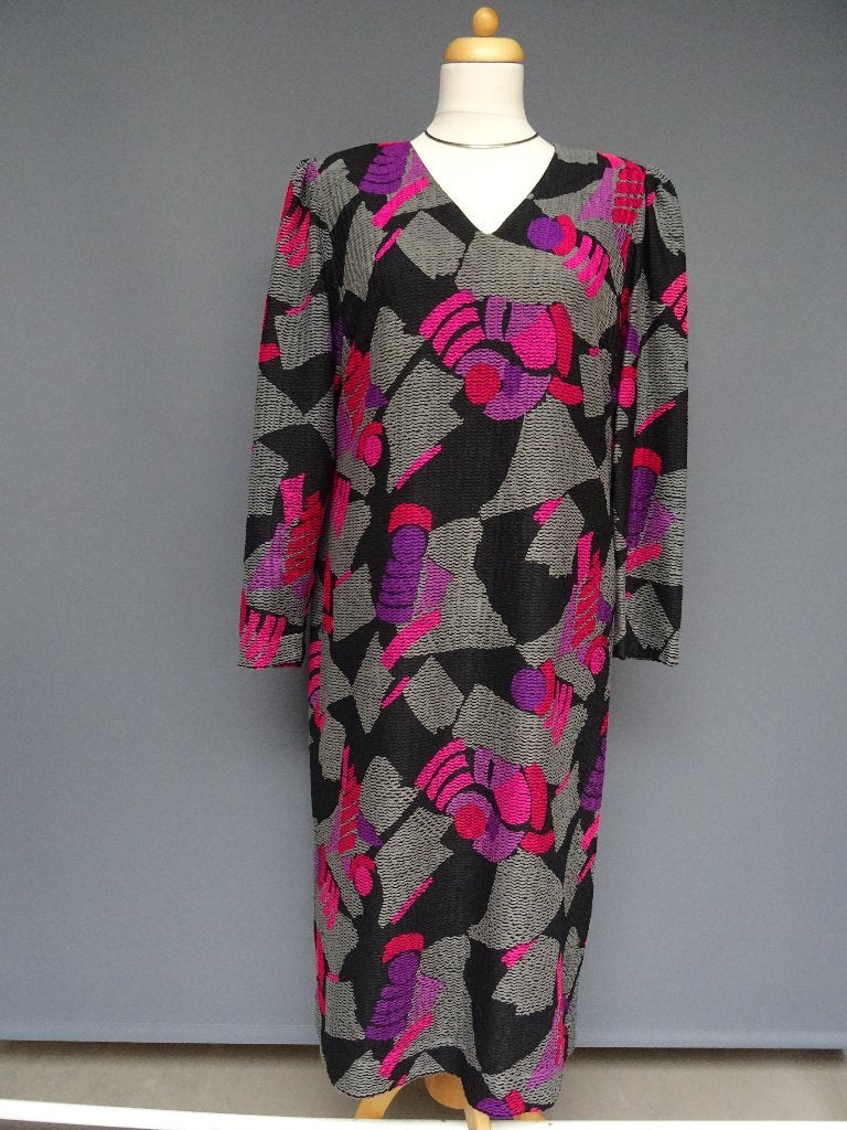 TESSLINE couture maat M/L, aparte jurk met voeringstof., Maat 38/40 (M), Zwart, Ophalen of Verzenden, Zo goed als nieuw