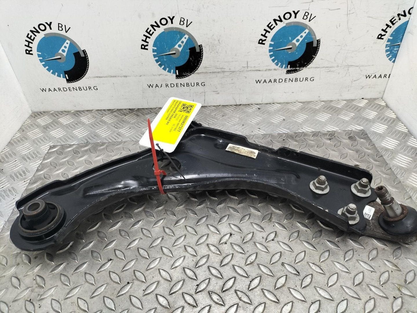 PEUGEOT 3008 GT PureTech130 DRAAGARM ONDER RV 2022, Ophalen of Verzenden, Gebruikt, Stiba lid