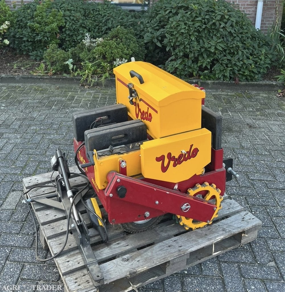 Vredo turf fix 63 cm doorzaaimachine tuin en park bj 2022, Ophalen, -, Weidebouw, Niet opgegeven