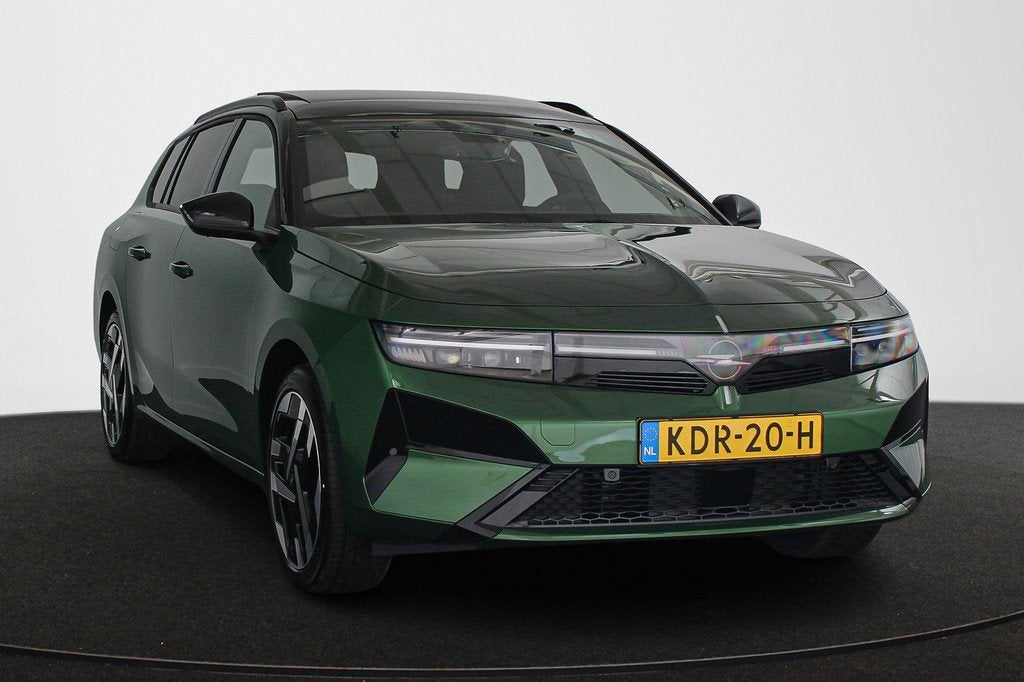 Opel Astra Electric 58 kWh Ultimate Facelift Panoramadak Sto, Auto's, Opel, 200 min, 156 pk, Alcantara, Origineel Nederlands